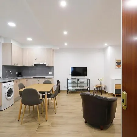 Apartment Modern Well Connected *