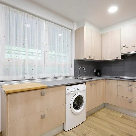 Modern Well Connected * 圣塞瓦斯蒂安